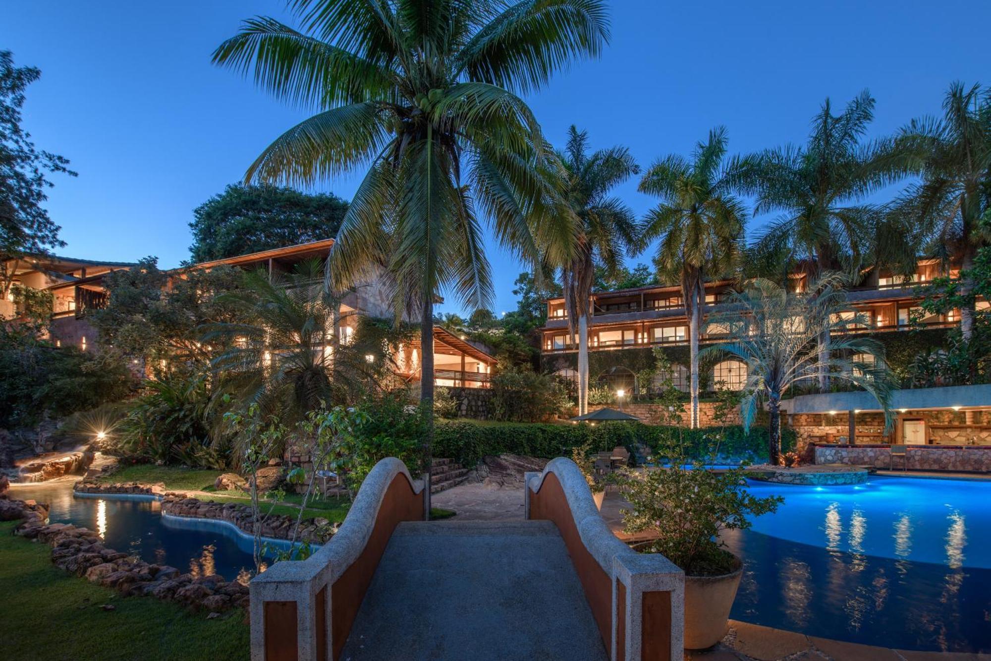 Hotel Canto Das Aguas - Roteiro De Charme 伦索伊斯 外观 照片