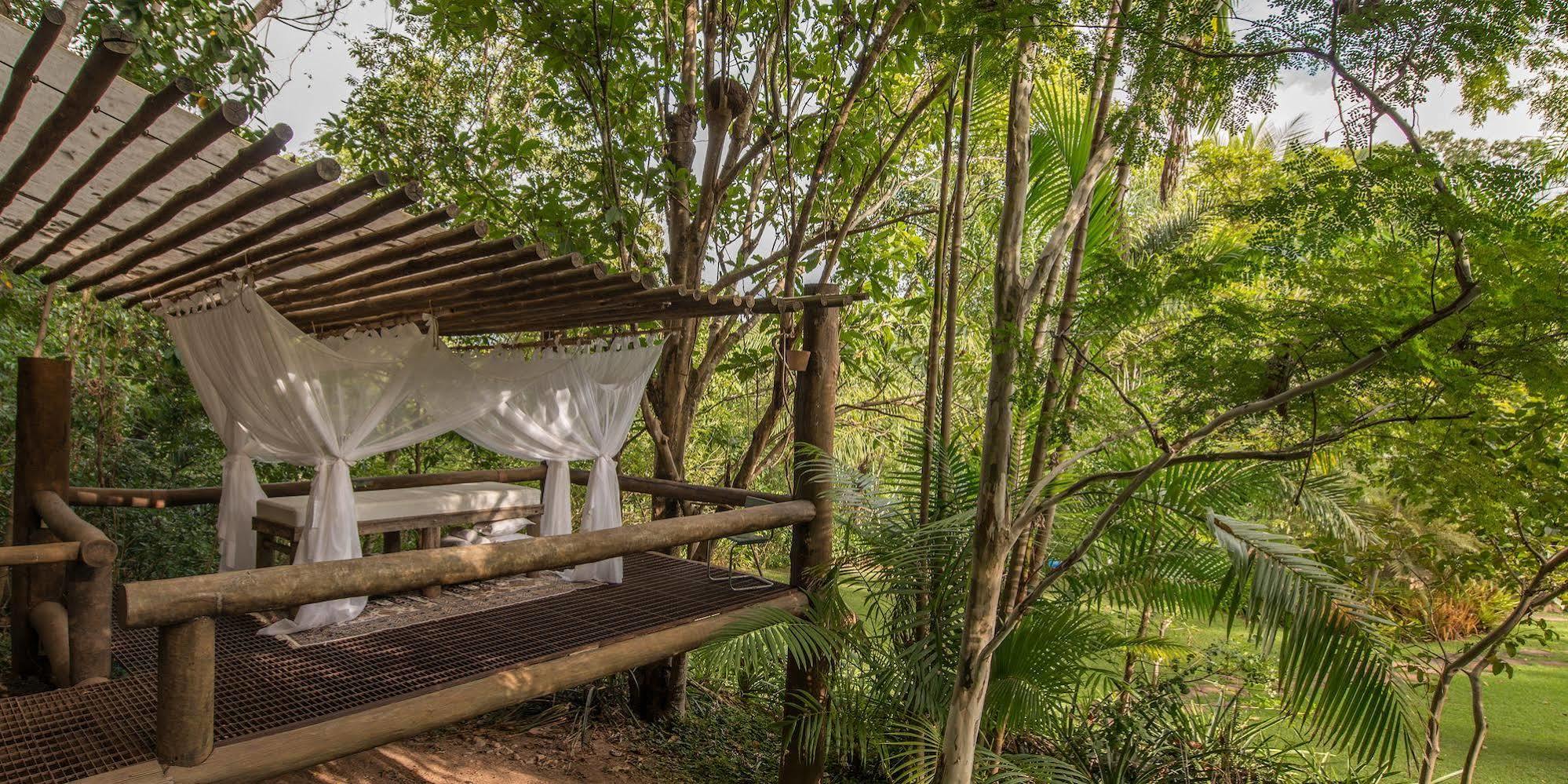 Hotel Canto Das Aguas - Roteiro De Charme 伦索伊斯 外观 照片